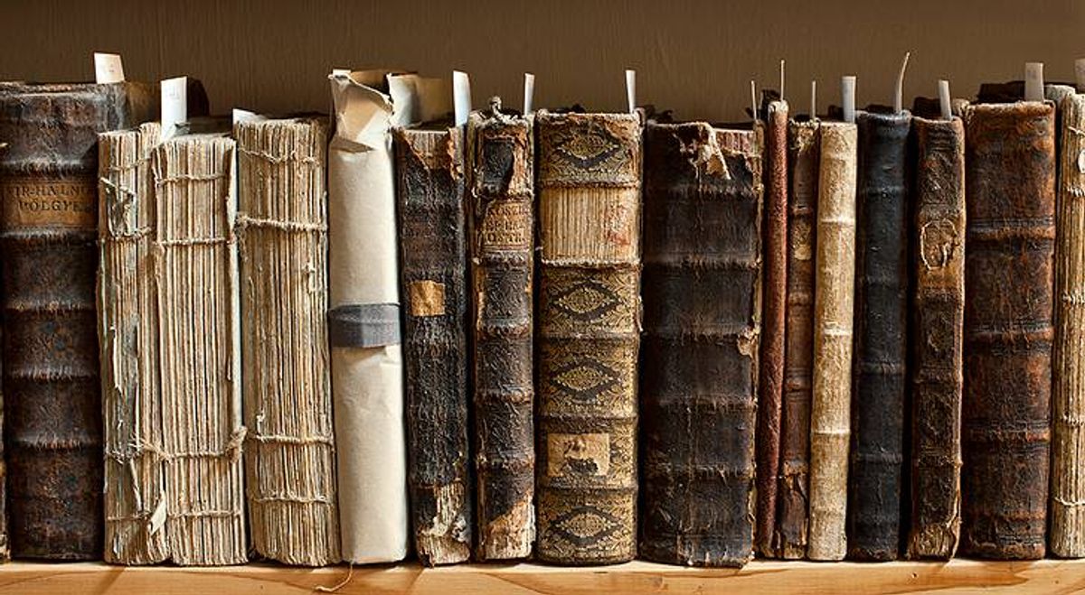 Book Dealer