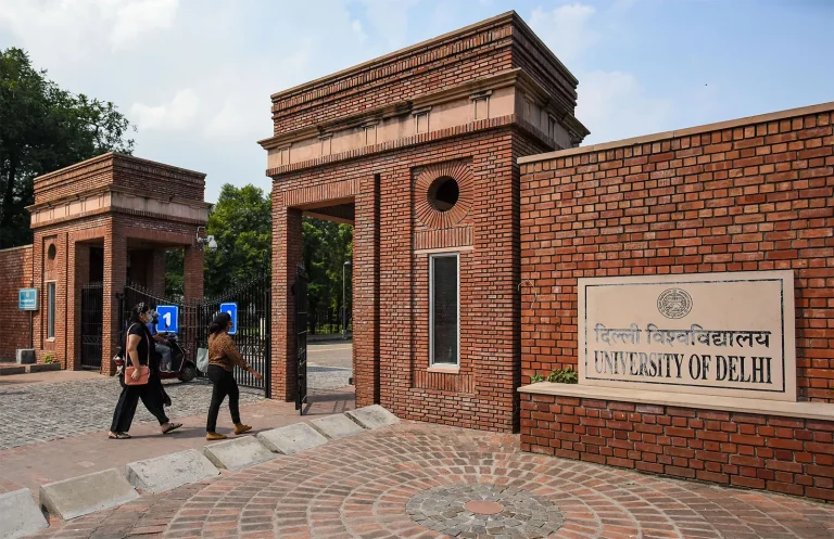 delhi university